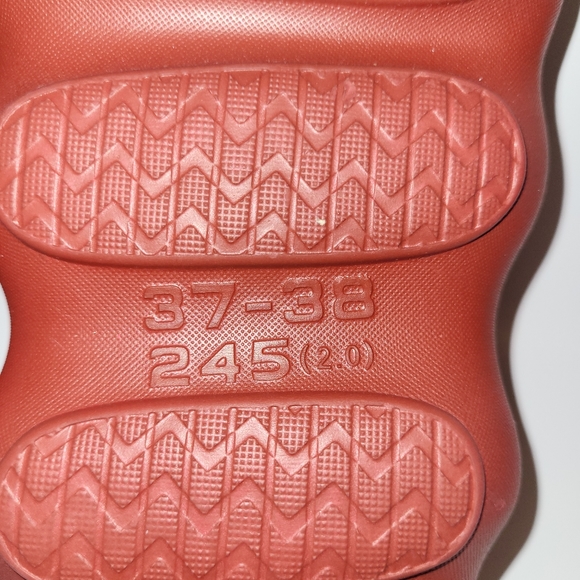 Massage slippers/sandal - Picture 3 of 4